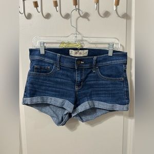 HOLLISTER Low rise dark denim short